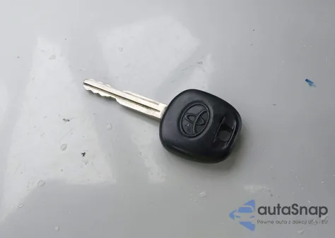 2001 Toyota Prius from USA, damaged, VIN JT2BK12U510027259